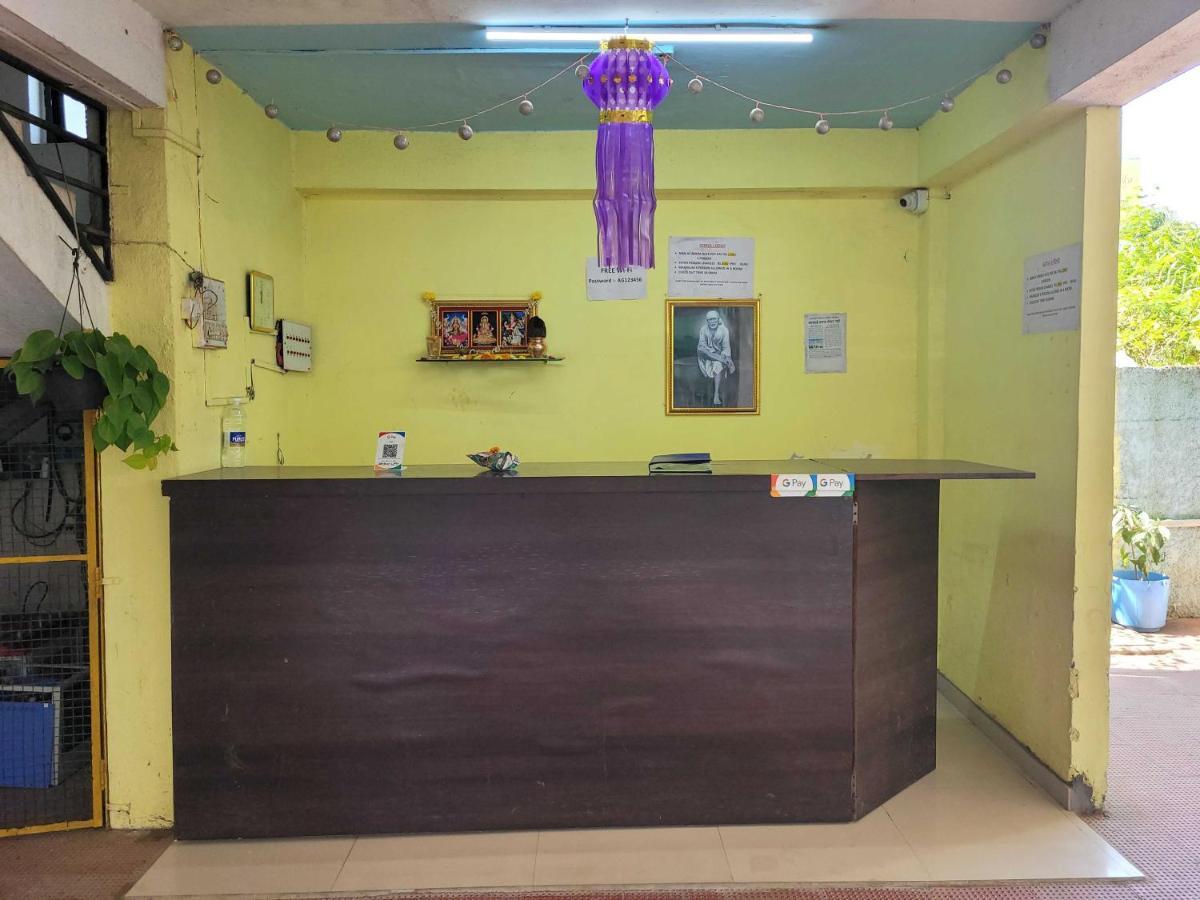 SPOT ON 72974 Gokul Lodge Pune Exterior foto